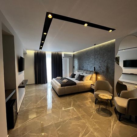 Leodori 3 Suites Shëngjin Екстериор снимка